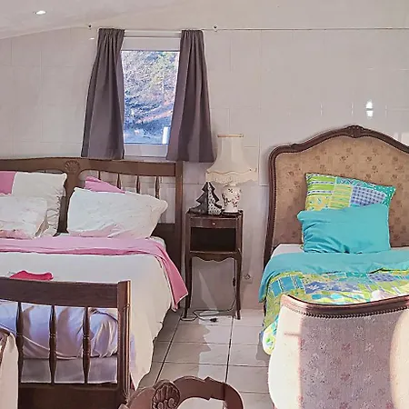 De Saint-ribert 6 Pieces Semesterbostad *